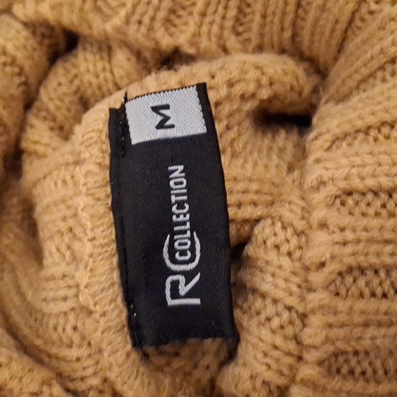 Cable knit Sweater - Picture 3 of 3